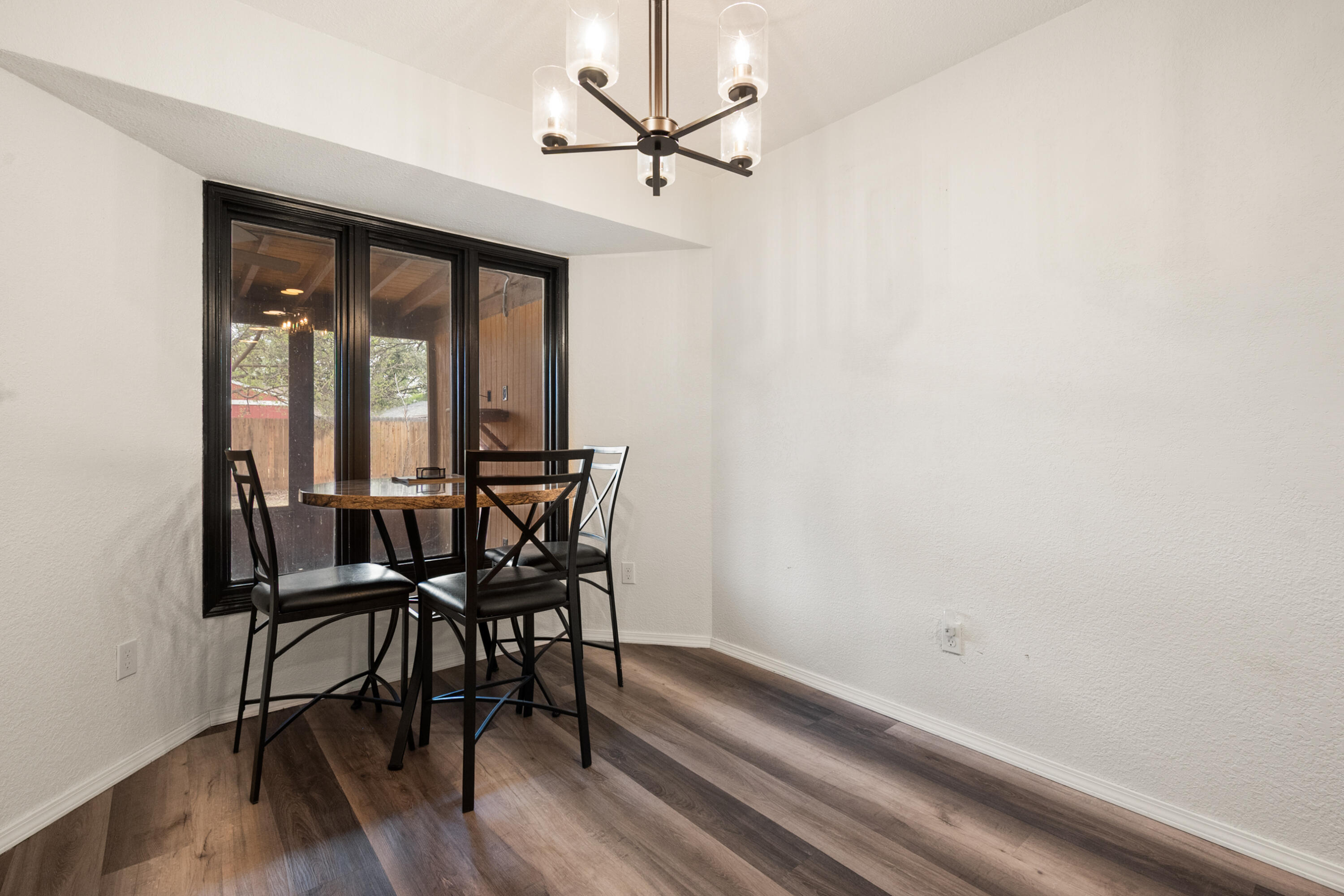 2811 74th Place Lubbock, TX 79423 - Photo 8 of 23 15-2811 74th St1349