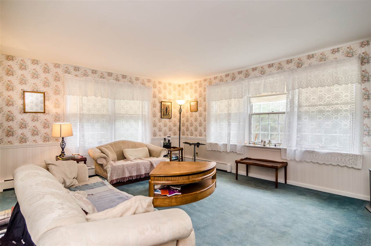 6 Birchdale Road Bow, NH 03304 - Photo 11 of 38
