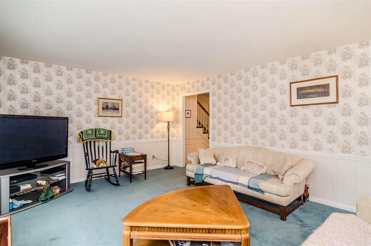 6 Birchdale Road Bow, NH 03304 - Photo 13 of 38