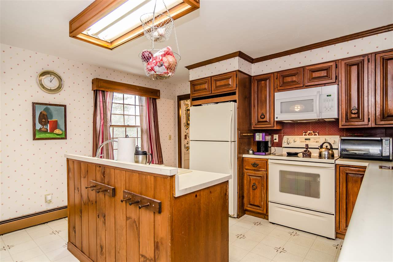 6 Birchdale Road Bow, NH 03304 - Photo 19 of 38