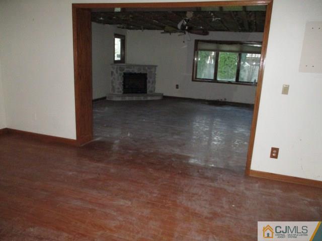 37 Preston Road Colonia, NJ 07067 - Photo 12 of 23 Gallery Image 12