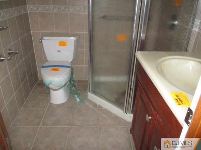 37 Preston Road Colonia, NJ 07067 - Photo 17 of 23 Gallery Image 17