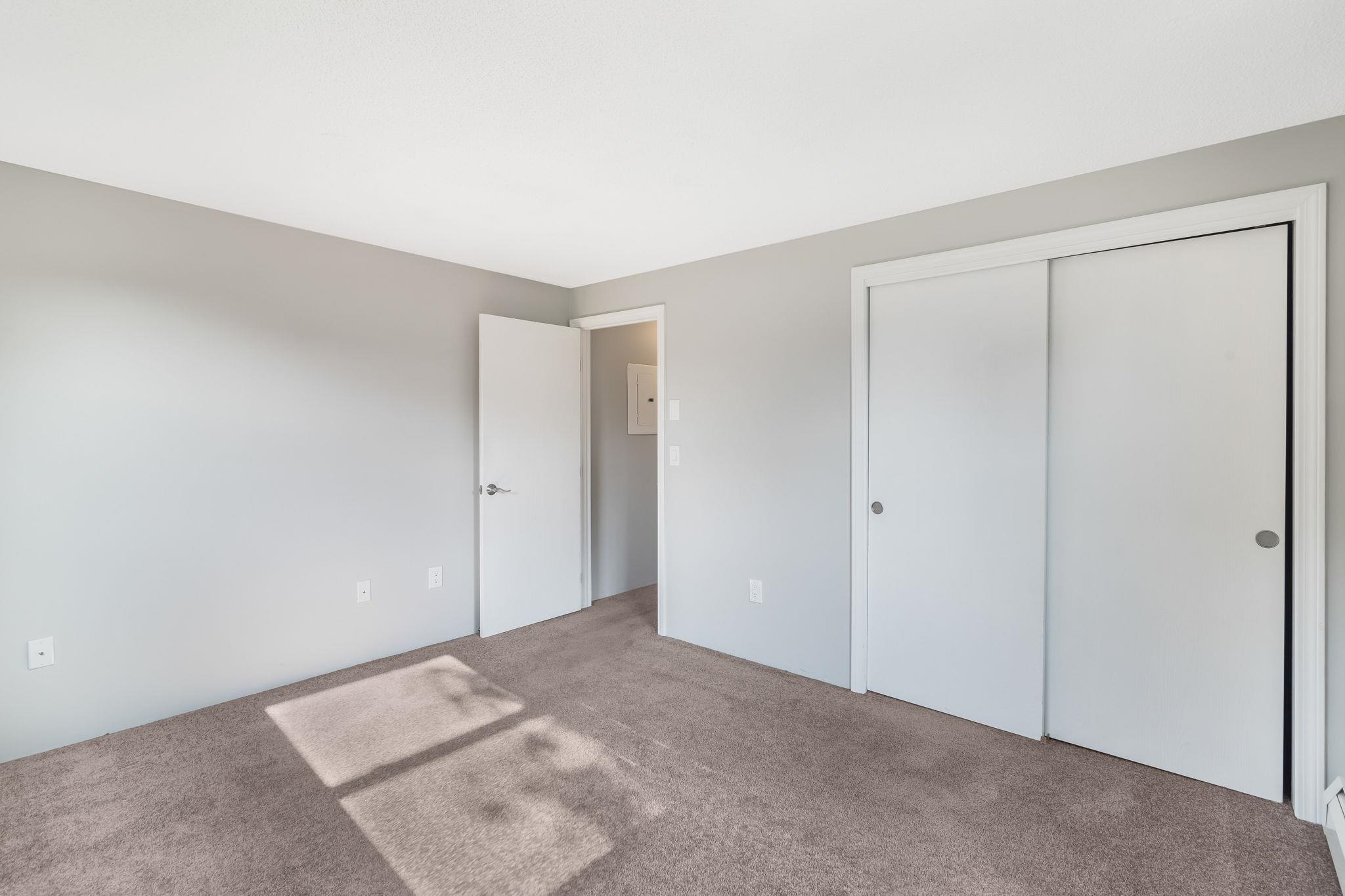 481 Merrimack Street, Unit 2 Manchester, NH 03103 - Photo 14 of 29