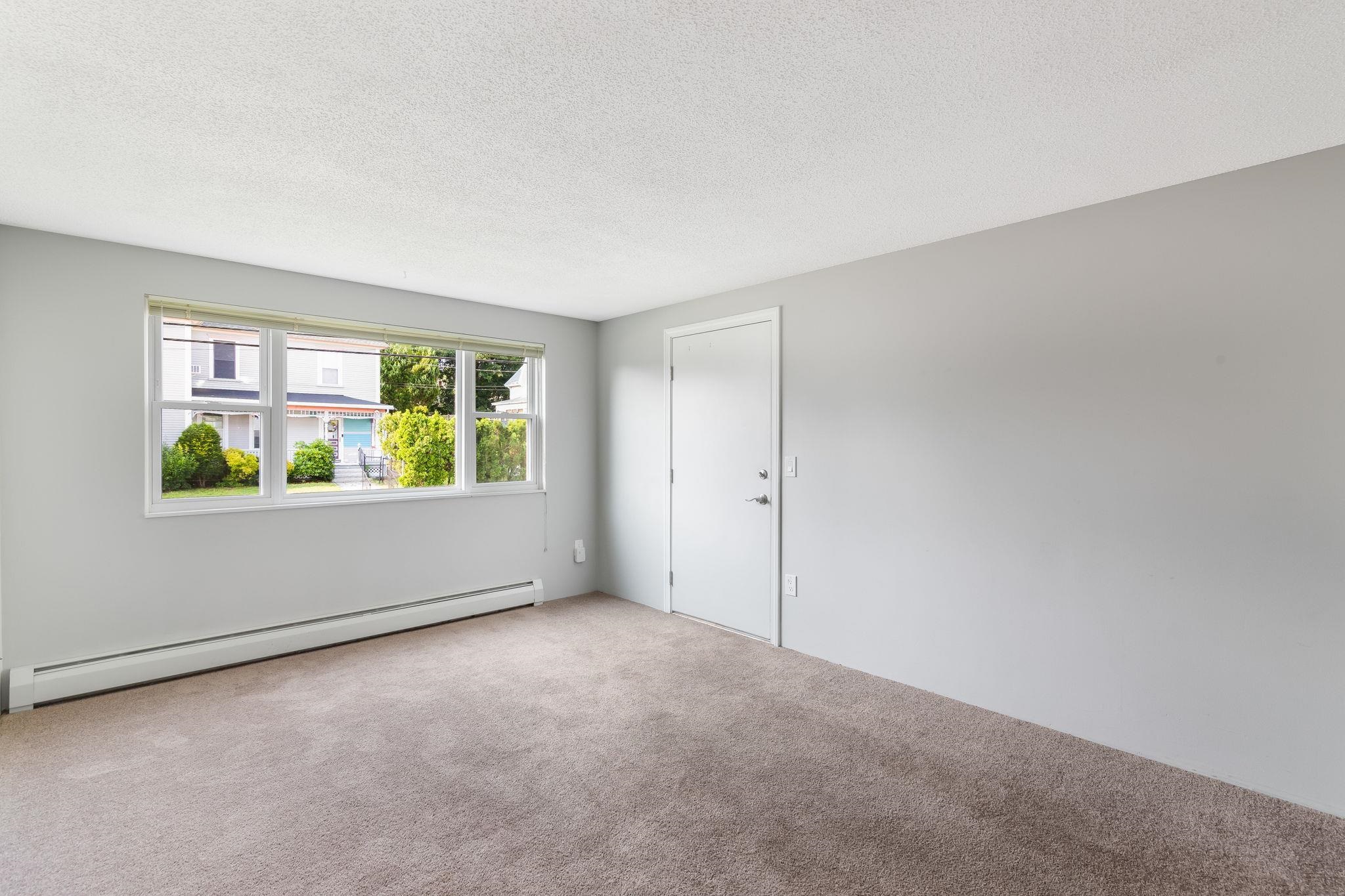 481 Merrimack Street, Unit 2 Manchester, NH 03103 - Photo 5 of 29