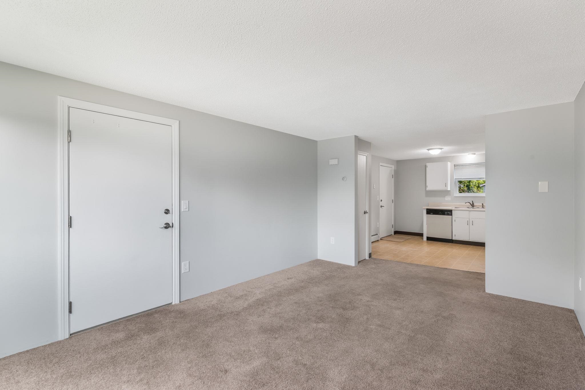 481 Merrimack Street, Unit 2 Manchester, NH 03103 - Photo 6 of 29