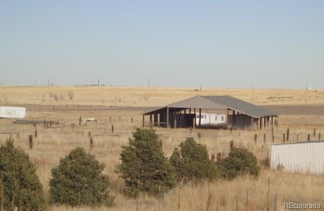 1960 Cavanaugh Road Watkins, CO 80137 - Photo 32 of 33 Gallery Image 32