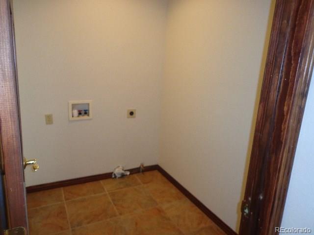 1960 Cavanaugh Road Watkins, CO 80137 - Photo 8 of 33 Gallery Image 8