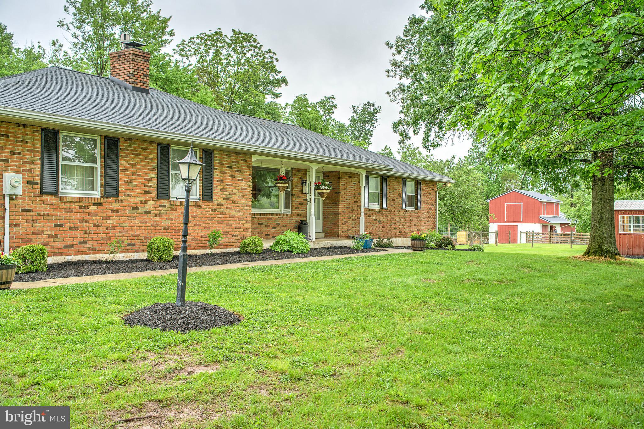 141 Green Hill Road Barto, PA 19504 - Photo 3 of 95