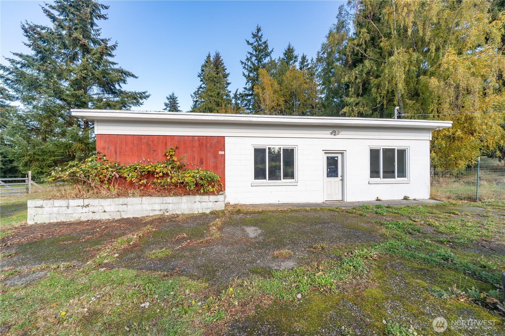 781 Irondale Road Port Hadlock, WA 98339 - Photo 3 of 25 a view of a house with a yard
