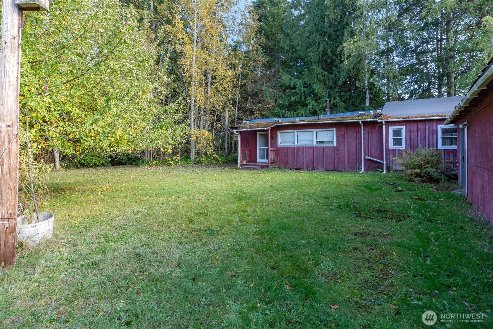 781 Irondale Road Port Hadlock, WA 98339 - Photo 5 of 25 a view of a yard in front of a house
