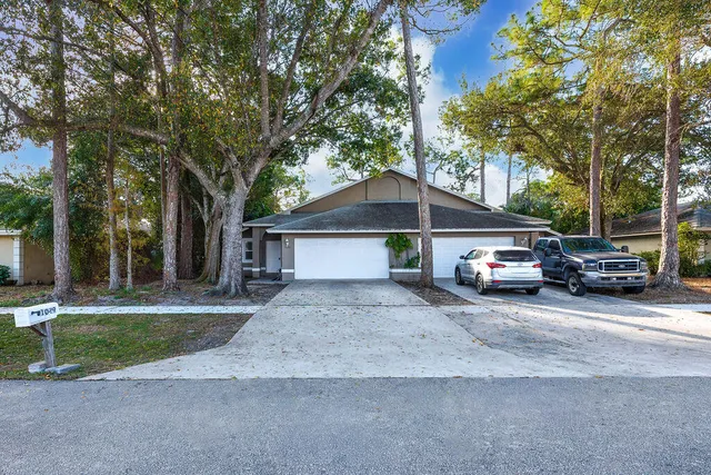 $3,100 | 1029 Staghorn Street, Wellington, FL 33414