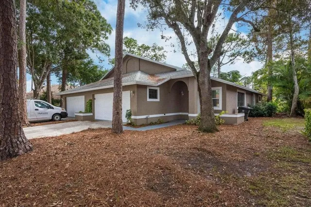 $3,200 | 1029 Staghorn Street, Wellington, FL 33414