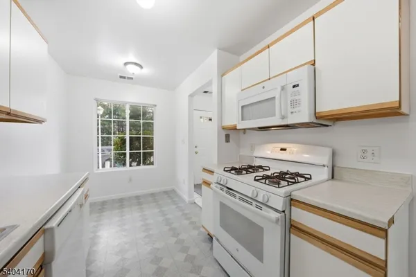 $2,750 | 403 Union Street, Boonton, NJ 07005