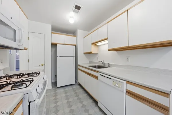$2,750 | 403 Union Street, Boonton, NJ 07005