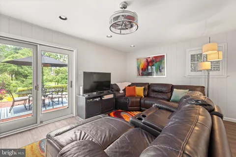 $895,000 | 217 Hemlock Lane, Springfield, PA 19064