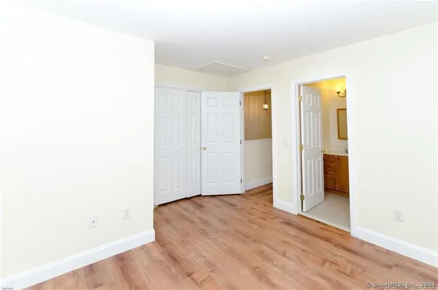 $245,000 | 527 West Thames Street, Unit 27, Norwich, CT 06360