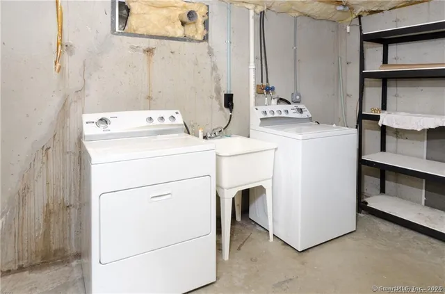 $245,000 | 527 West Thames Street, Unit 27, Norwich, CT 06360