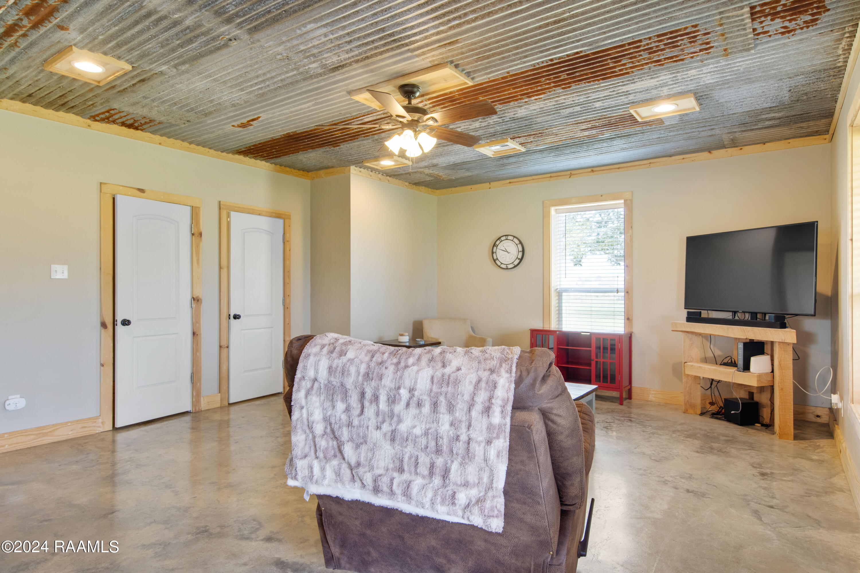 246 Fallis Road Lafayette, LA 70507 - Photo 4 of 17 Gallery Image 4