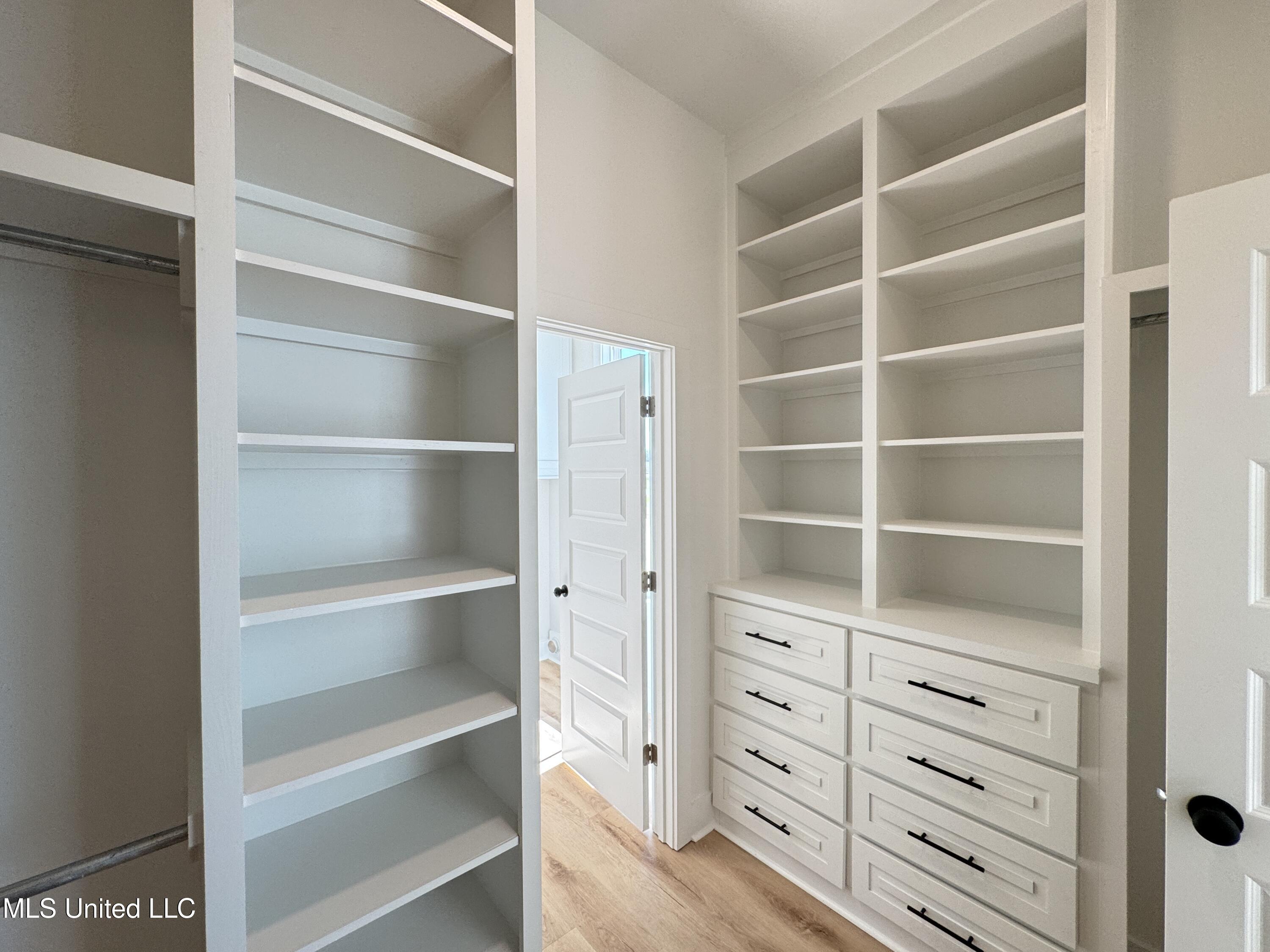 404 Lennon Lane Brandon, MS 39047 - Photo 24 of 43 Photo Oct 12 2025, 12 26 10 PM