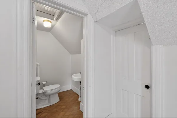$279,900 | 815 East Center Street, Rochester, MN 55904