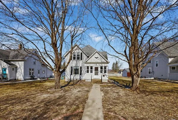 $279,900 | 815 East Center Street, Rochester, MN 55904