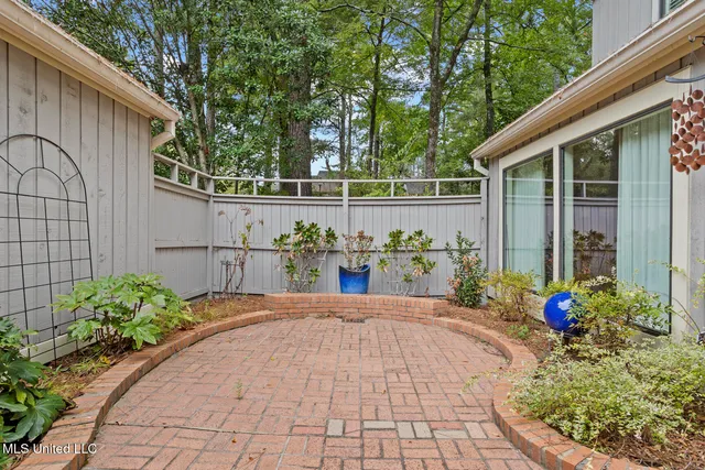 $316,000 | 47 Eastbrooke Street, Jackson, MS 39216