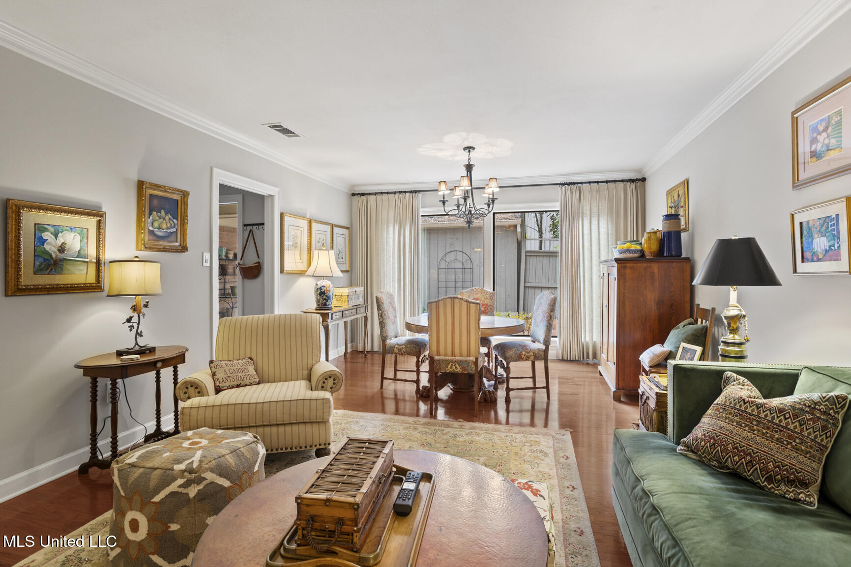 47 Eastbrooke Street Jackson, MS 39216 - Photo 4 of 19 47 Eastbrooke-25