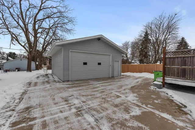 $300,000 | 125 Bogert Street, Beaver Dam, WI 53916