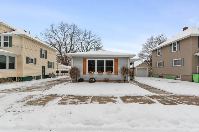 $300,000 | 125 Bogert Street, Beaver Dam, WI 53916