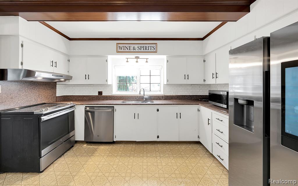 10221 Wayne Road Livonia, MI 48150 - Photo 11 of 31
