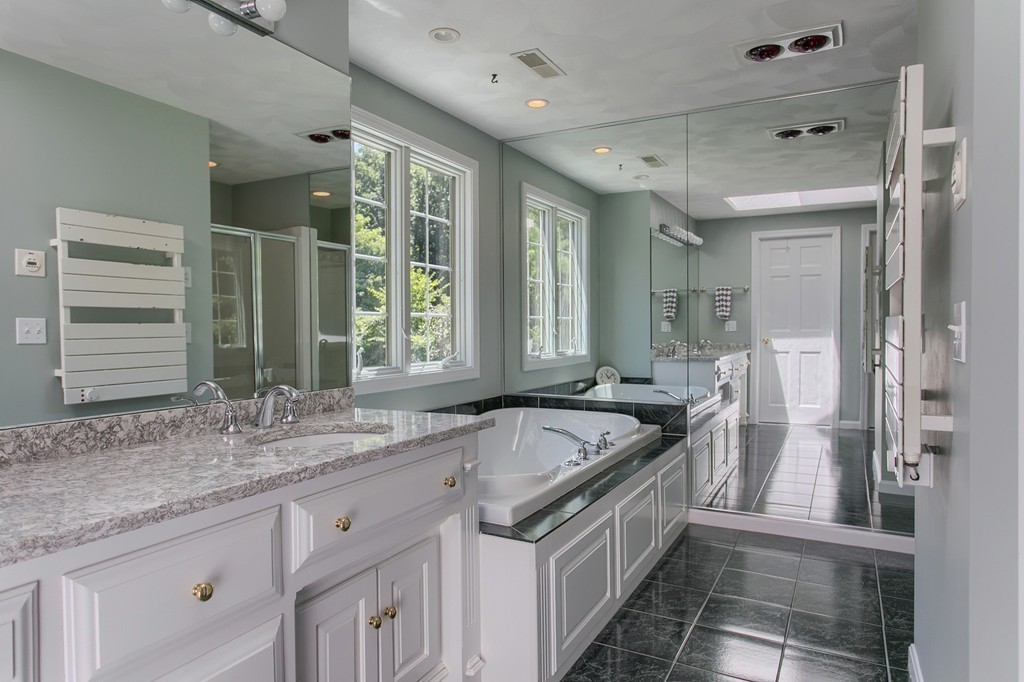 14 Olde Coach Road North Reading, MA 01864 - Photo 16 of 30 Gallery Image 16