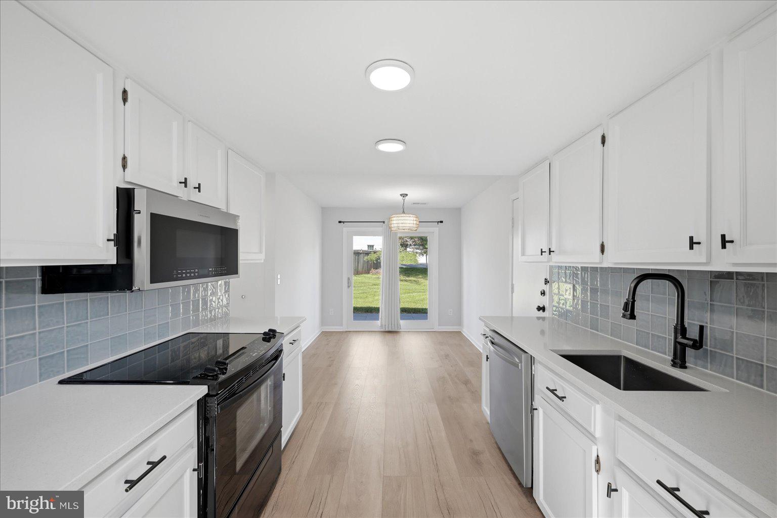 13214 Jasper Road Fairfax, VA 22033 - Photo 3 of 20