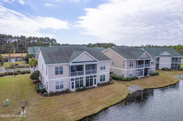 $264,900 | 973 Great Egret Circle Southwest, Unit 4, Sunset Beach, NC 28468