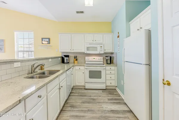 $264,900 | 973 Great Egret Circle Southwest, Unit 4, Sunset Beach, NC 28468