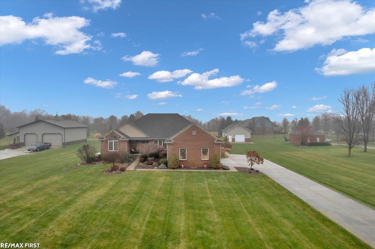 20311 33 Mile Road Armada, MI 48005 - Photo 2 of 44 50164461-58f5a72b-d620-44bd-b69d-94975bf7e393.JPG