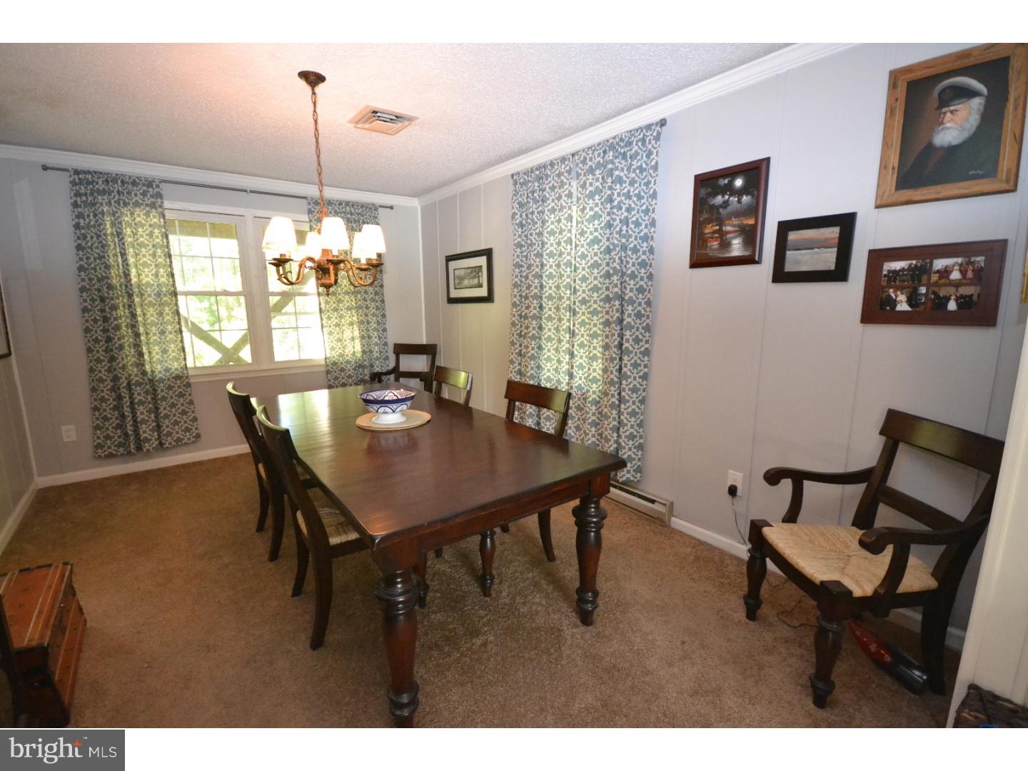 204 Barnsboro Road Sewell, NJ 08080 - Photo 4 of 25