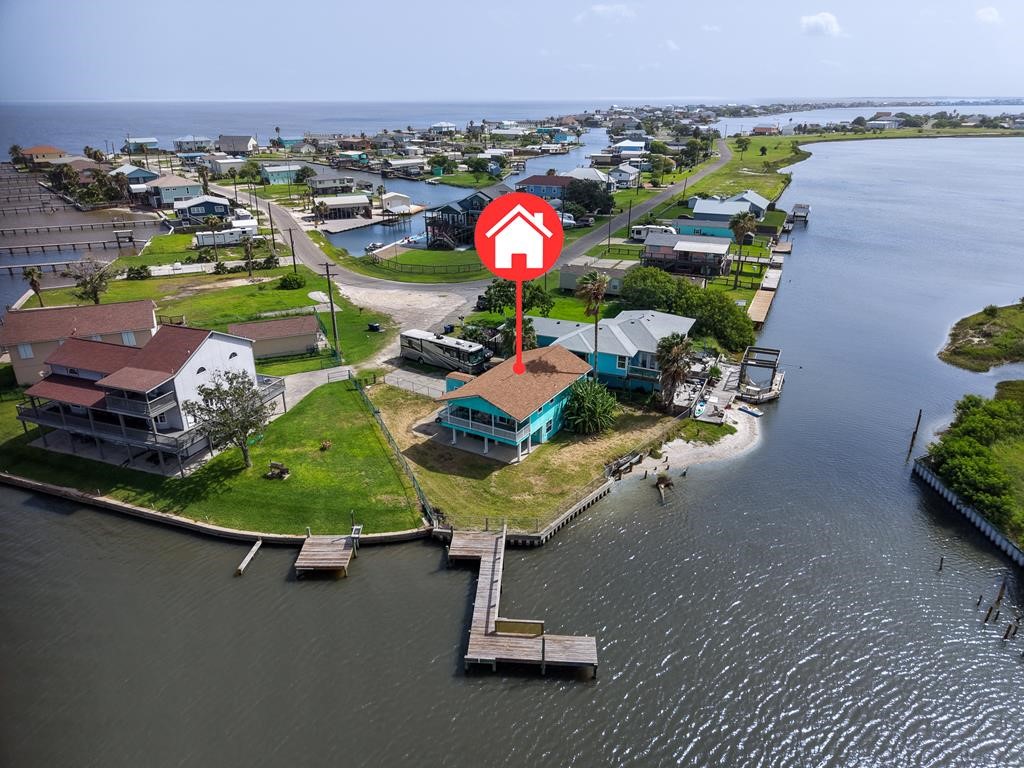 554 Copano Cove Road Rockport, TX 78382 - Photo 5 of 40