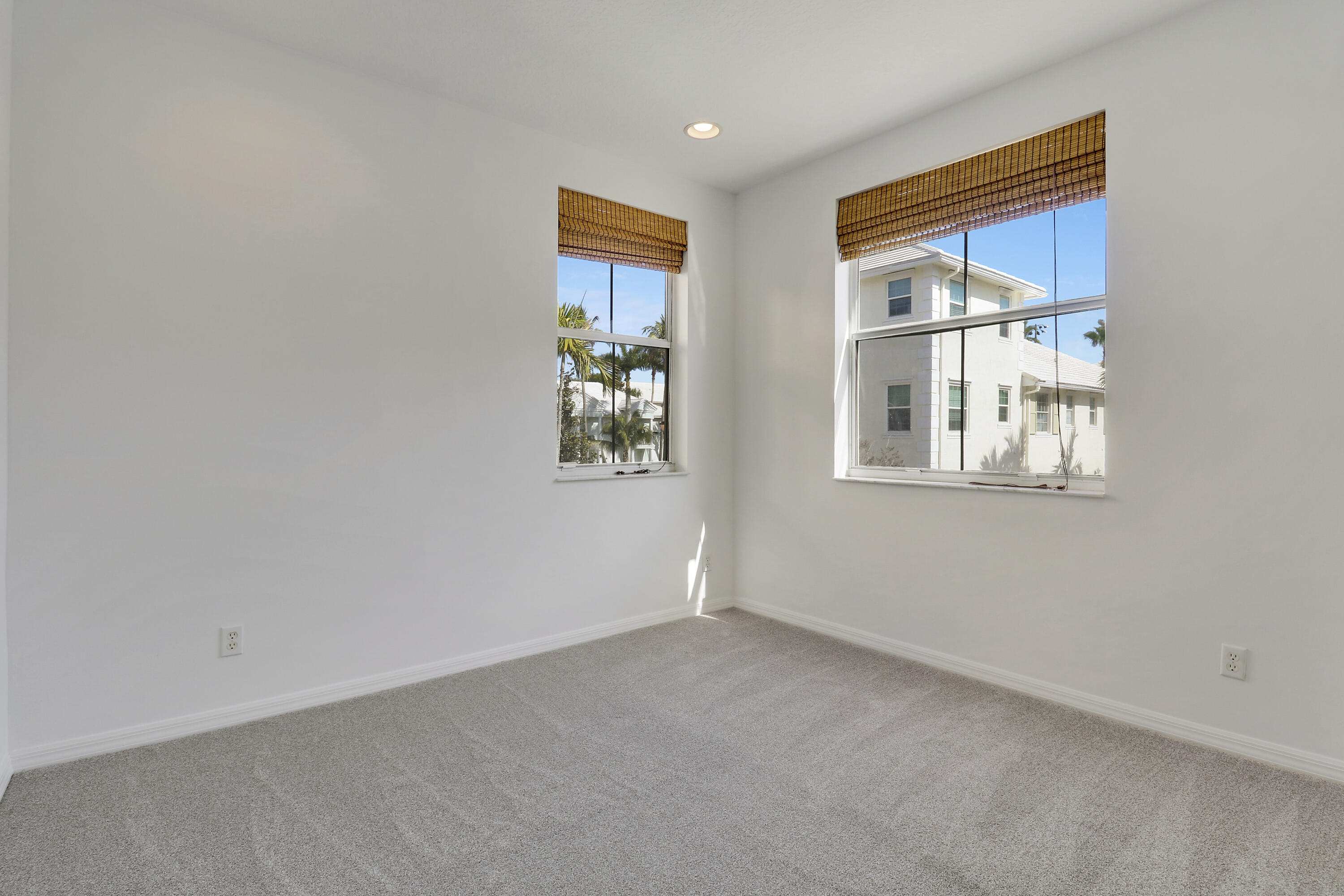 4273 East Main Street Jupiter, FL 33458 - Photo 16 of 37 House-9