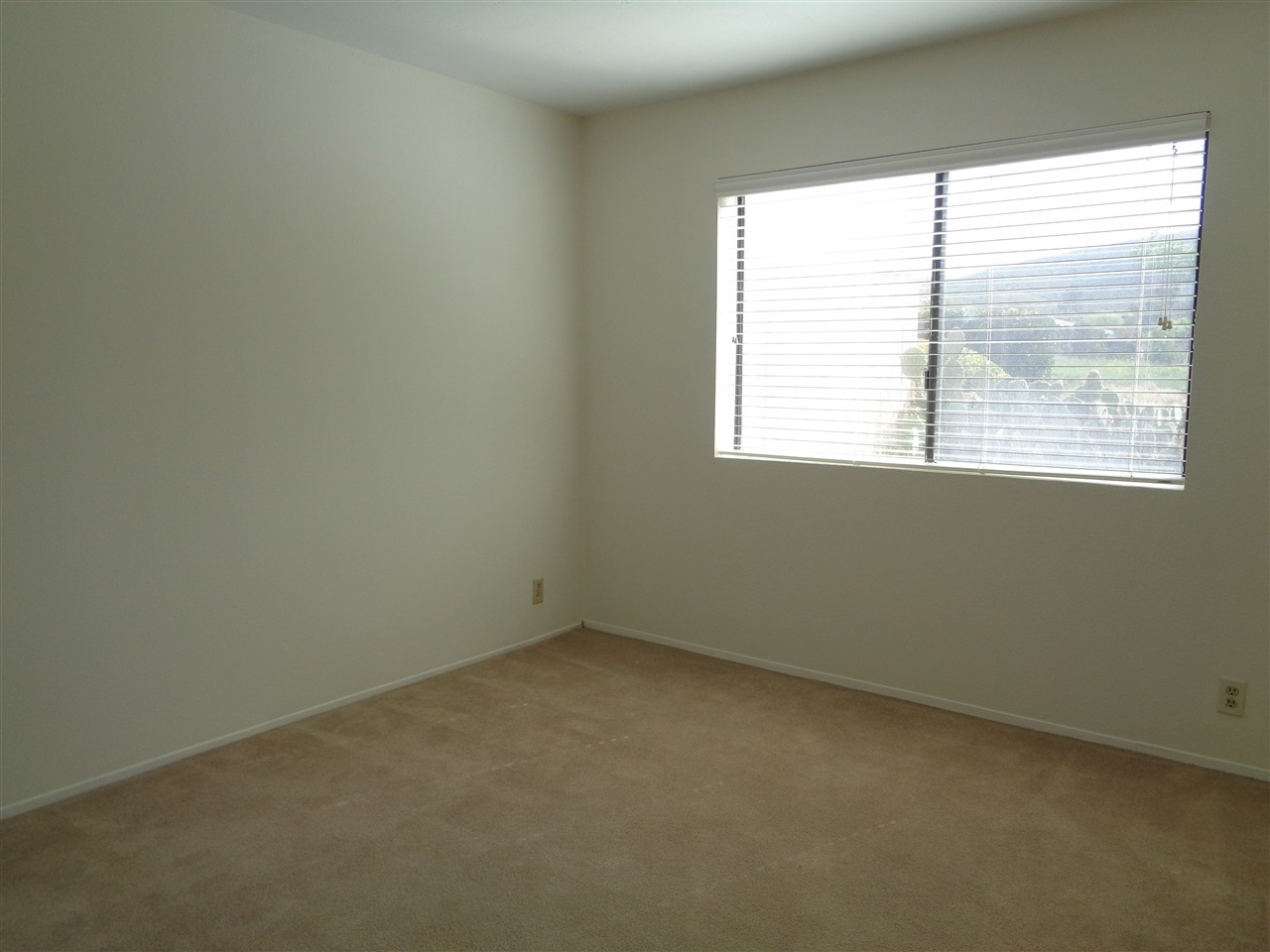 2908 Elm Tree Court Spring Valley, CA 91978 - Photo 14 of 25 Gallery Image 14