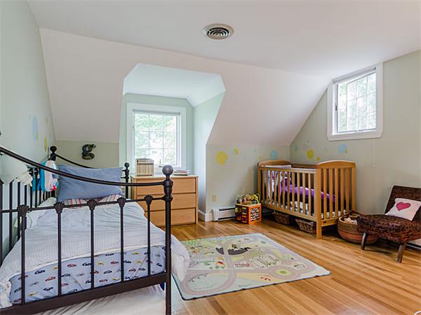 40 Ferncroft Road Newton, MA 02468 - Photo 14 of 24