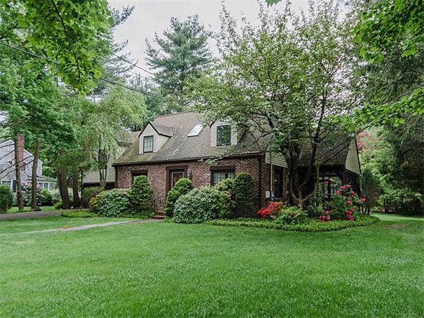 40 Ferncroft Road Newton, MA 02468 - Photo 24 of 24