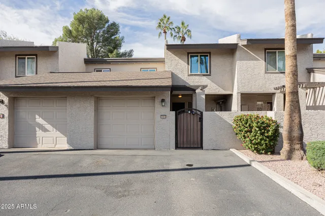 $2,095 | 2232 West Lindner Avenue, Unit 43, Mesa, AZ 85202