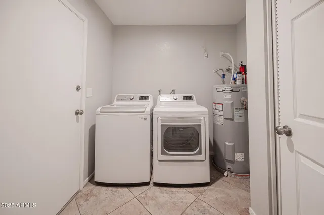 $2,095 | 2232 West Lindner Avenue, Unit 43, Mesa, AZ 85202