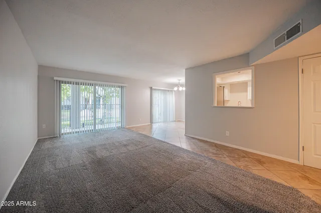 $2,095 | 2232 West Lindner Avenue, Unit 43, Mesa, AZ 85202