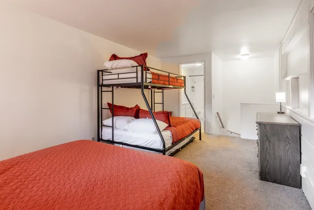 $599,000 | 2289 Sierra Nevada Road, Unit C8, Mammoth Lakes, CA 93546