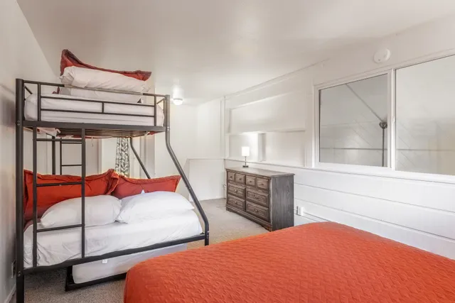 $599,000 | 2289 Sierra Nevada Road, Unit C8, Mammoth Lakes, CA 93546