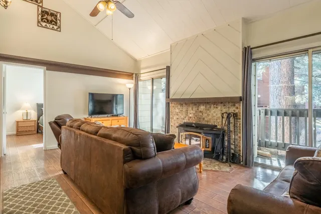 $599,000 | 2289 Sierra Nevada Road, Unit C8, Mammoth Lakes, CA 93546