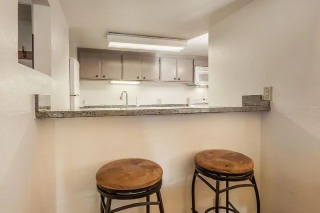 $599,000 | 2289 Sierra Nevada Road, Unit C8, Mammoth Lakes, CA 93546