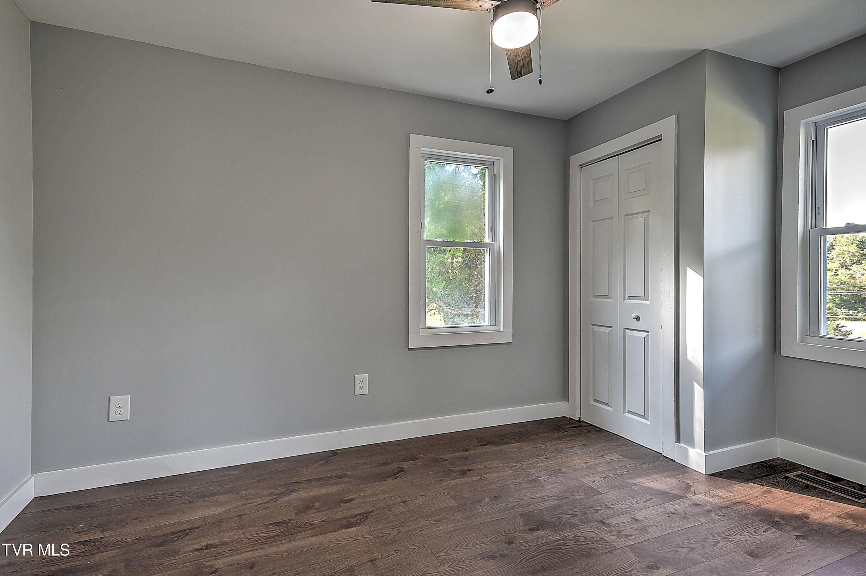 222 Emmett Road Bristol, TN 37620 - Photo 22 of 32 23-print-222 Emmett CP-22