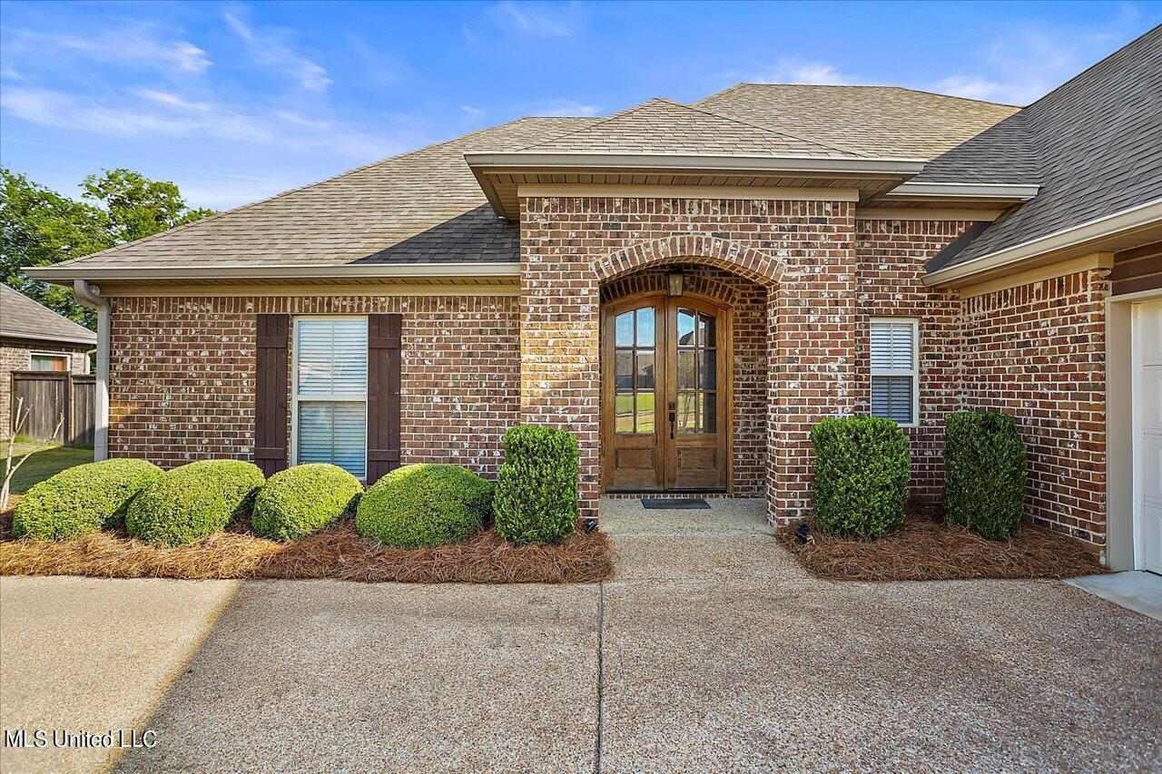 1995 East Ridge Circle Madison, MS 39110 - Photo 3 of 38 03-1995 E Ridge Cir